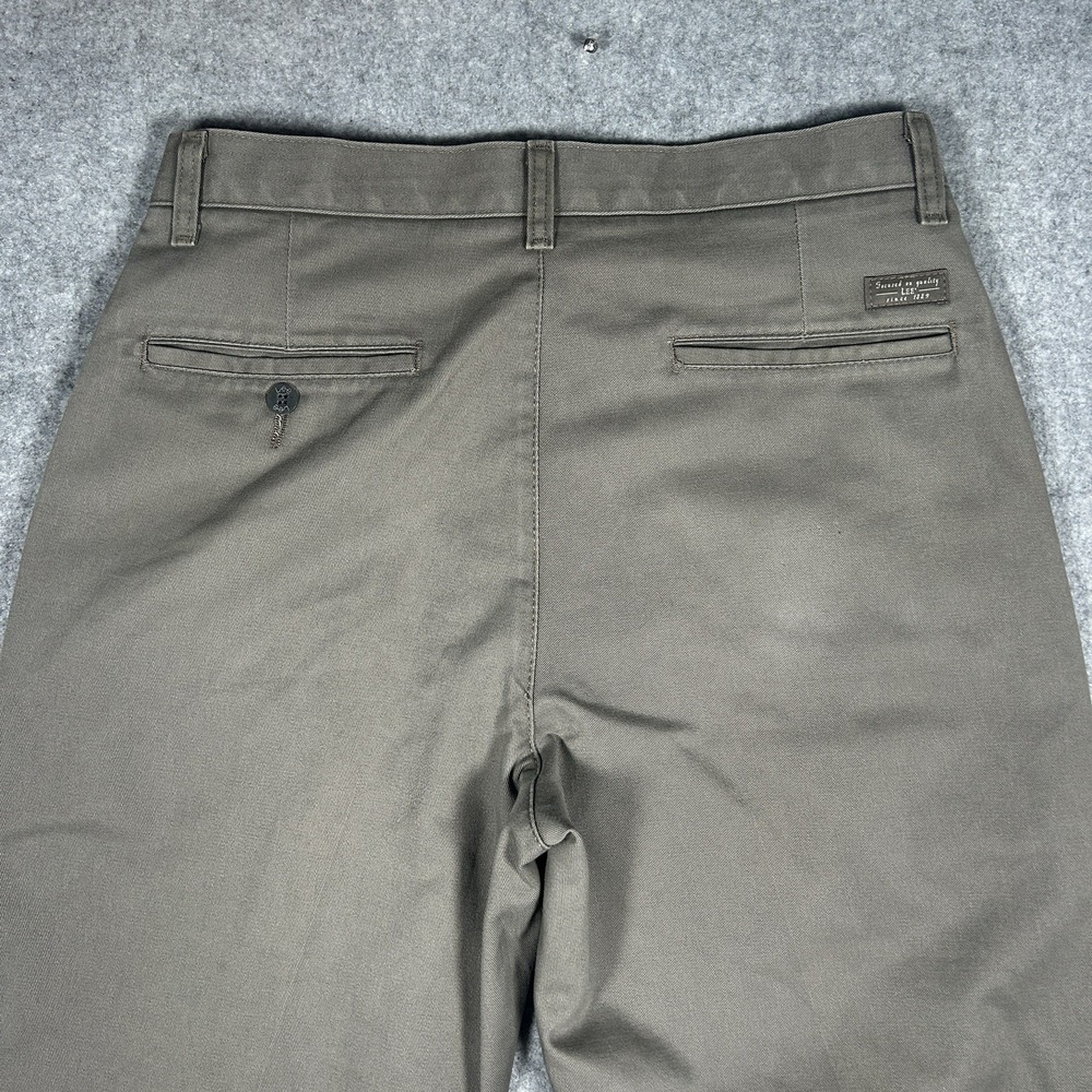 Vintage Lee Chino Pants Men's Size 32x30(32x28) Beige Barrel Wide Leg Fit - Picture 13 of 16